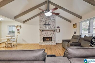 2316 Chandawood Dr, Pelham, AL 35124 - photo 4