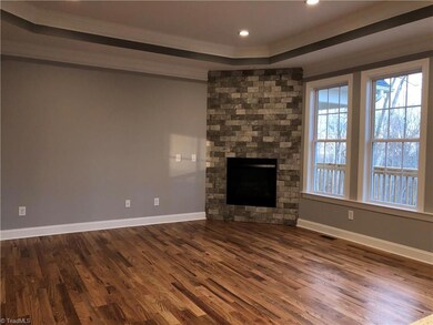 994 E Chamberlin Dr, Asheboro, NC 27205 - photo 6