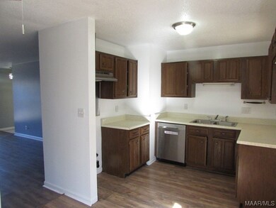 744 Amity Ln, Montgomery, AL 36117 - photo 4