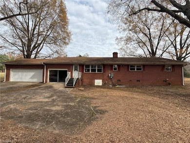 1206 US Highway 29 Bus, Reidsville, NC 27320 - photo 4