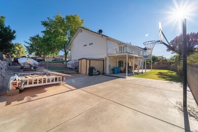 Rv/basketball court