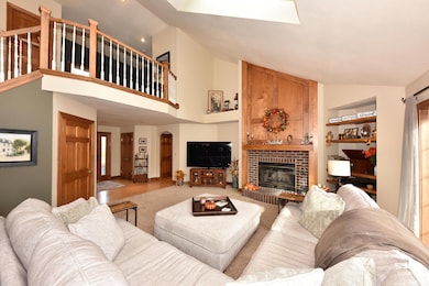 1694 Wolf Run Dr, Richfield, WI 53076 - photo 6