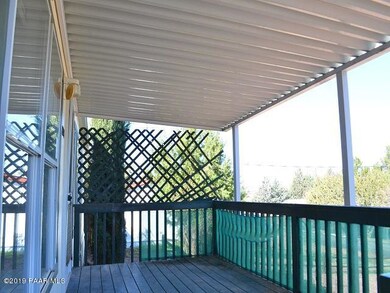 023-735371 Front Porch