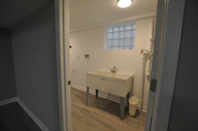 6419 S Lavergne Ave, Chicago, IL 60638 - photo 3