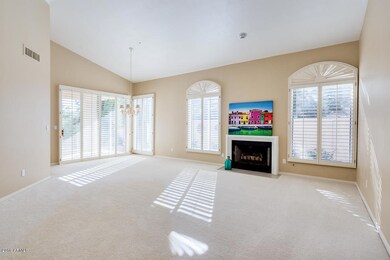 Formal living /dining room