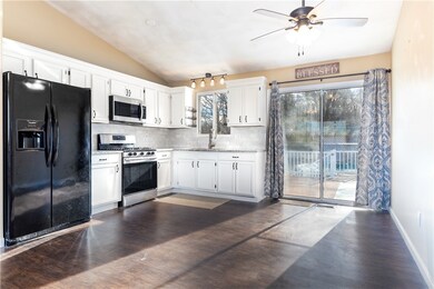 53 Rice St, Warwick, RI 02886 - photo 5