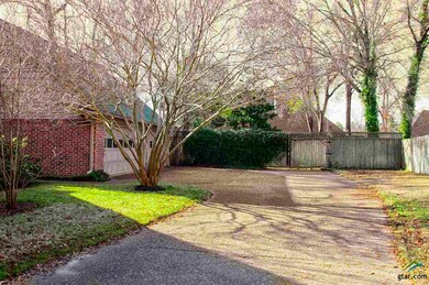 5803 Plantation Dr, Tyler, TX 75703 - photo 3