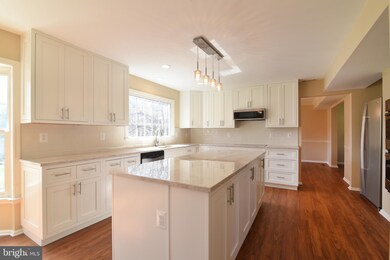 12205 Heather Way, Herndon, VA 20170 - photo 4