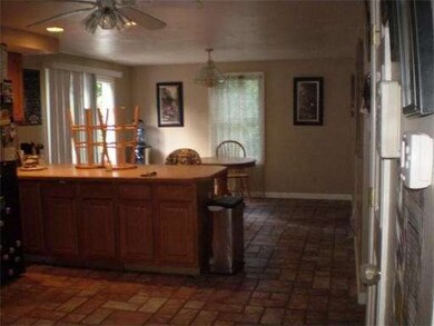 25 Westview Dr, Oxford, MA 01540 - photo 5