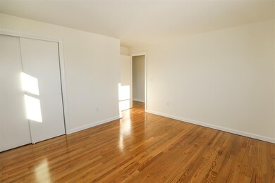 38 Edmond Dr, Nashua, NH 03063 - photo 3