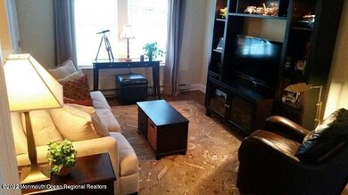 150 Magnolia Ln, Middletown, NJ 07748 - photo 4