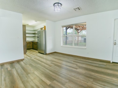 2027 P St SW, Miami, OK 74354 - photo 7