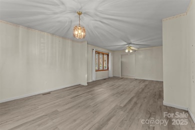 123 Castleton Ln, Hendersonville, NC 28791 - photo 6