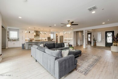 11-web-or-mls-10353 E Trillium Ave, Mesa