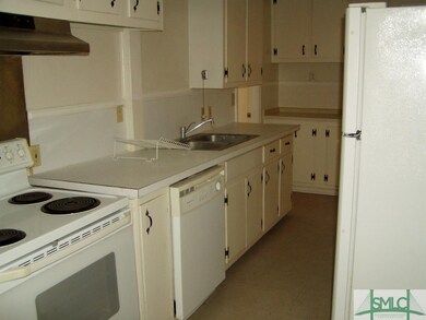 2309 E 40th St, Savannah, GA 31404 - photo 7