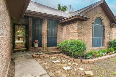 7517 Dana Ln, North Richland Hills, TX 76182 - photo 3