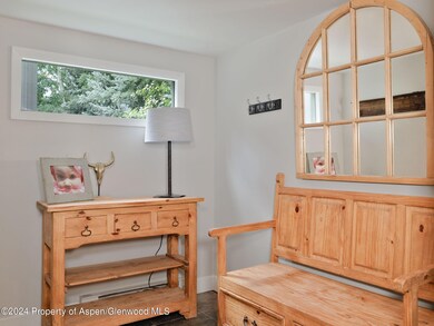 6-web-or-mls-383-meadow-ranch-rd-f-4-c