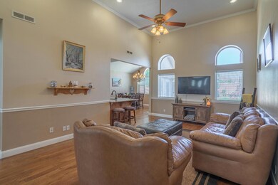 794 Picturesque Dr--022