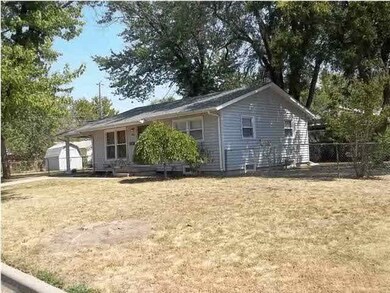 Awesome corner lot.