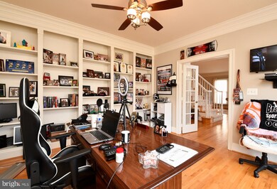 3333 Dondis Creek Dr, Triangle, VA 22172 - photo 6