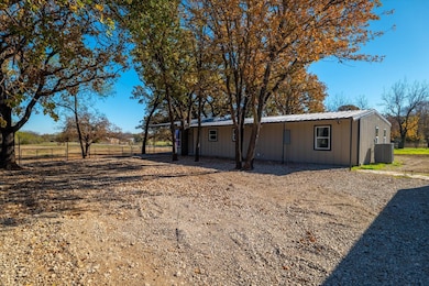 5944 Fm 3136, Alvarado, TX 76009 - photo 4