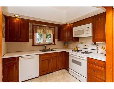 2 General Sherman St, Taunton, MA 02780 - photo 4