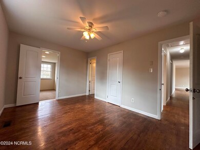 807 Edgewood Dr, Jacksonville, NC 28540 - photo 7