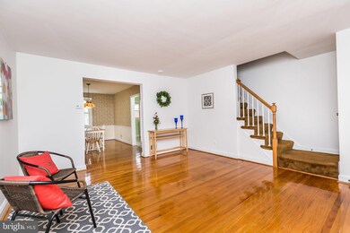 8633 Oakleigh Rd, Parkville, MD 21234 - photo 4