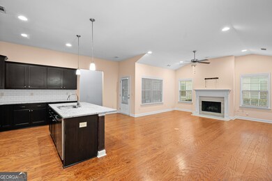 1976 Grove Field Ln unit BLDG 33, Marietta, GA 30064 - photo 7