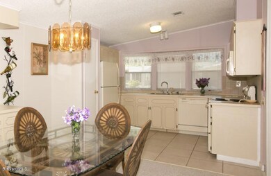 489 Marlin - Kitchen (3)