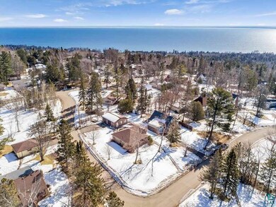 Great Congdon level landscaped corner lot.