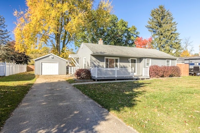 2475 Sharon Ln, Port Huron, MI 48060 - photo 2