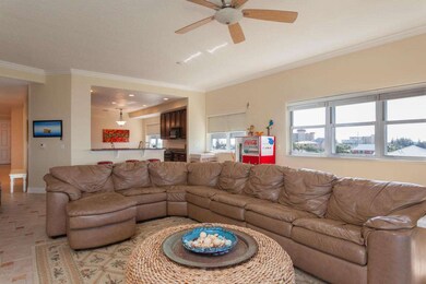 210 24th St-14