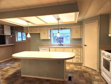 141 - kitchen 2 n