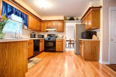 799 Hunter Rd, Easton, PA 18040 - photo 5