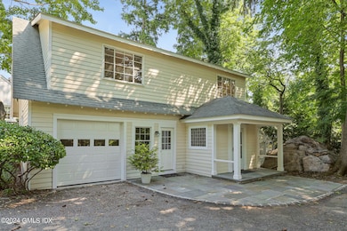 14 Grove Ln, Greenwich, CT 06831 - photo 2