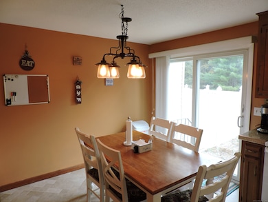 2 Saint Marc Cir unit I, South Windsor, CT 06074 - photo 6