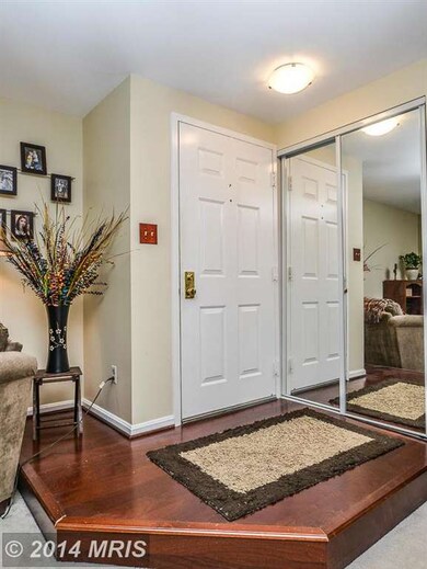 5827 Cove Landing Rd unit 302, Burke, VA 22015 - photo 3