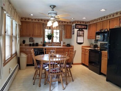 42 Garden St, Old Orchard Beach, ME 04064 - photo 6