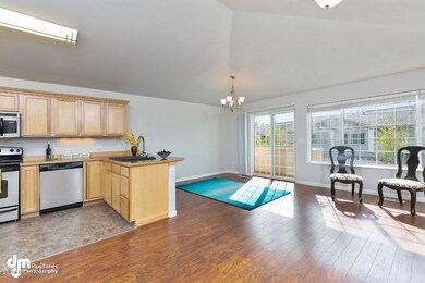 Living Room 20180524-DW-0724-SMALL