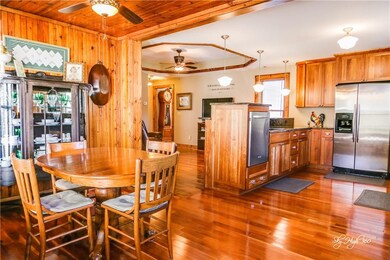 304 W Graham St, Prairie Grove, AR 72753 - photo 6