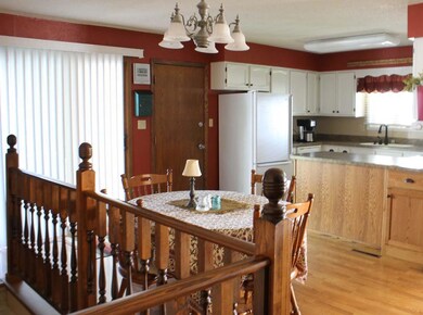 DINING KITCHEN<|><|>