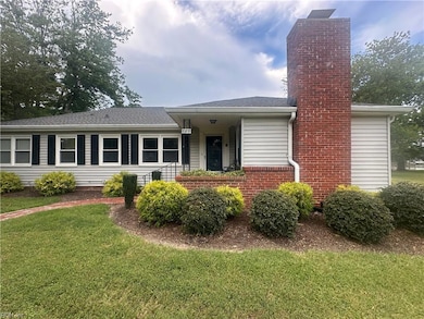 729 Charles Rd, Yorktown, VA 23692 - photo 2