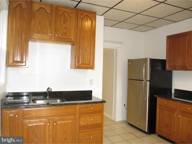 1222 E 9th St, Crum Lynne, PA 19022 - photo 3