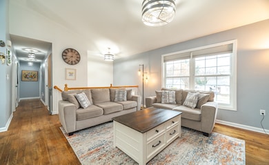 84 Hanover St, Wallingford, CT 06492 - photo 4