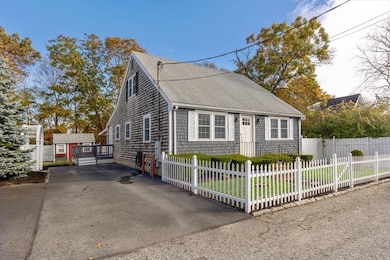 11 Leon St, Marshfield, MA 02050 - photo 3