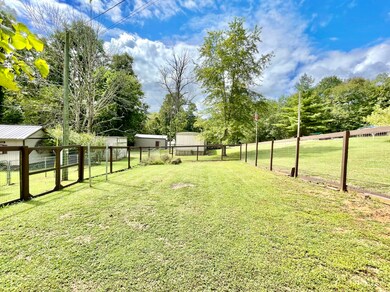 3221 Dixie Bend Rd, Burnside, KY 42519 - photo 7