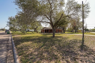 500 E Vfw Ave, Elsa, TX 78543 - photo 2