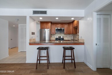Oceans One Condominium unit 1705, Daytona Beach, FL 32118 - photo 6