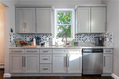 14 Greene St, Warwick, RI 02886 - photo 5